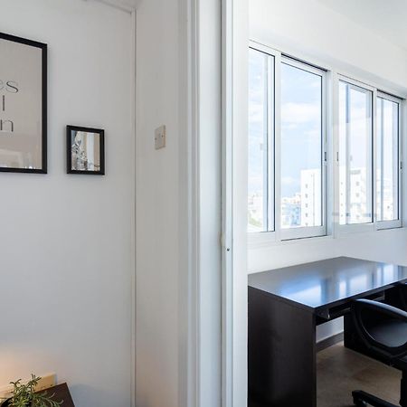 Jayde 2-Bedroom Apartment In 拉纳卡 外观 照片